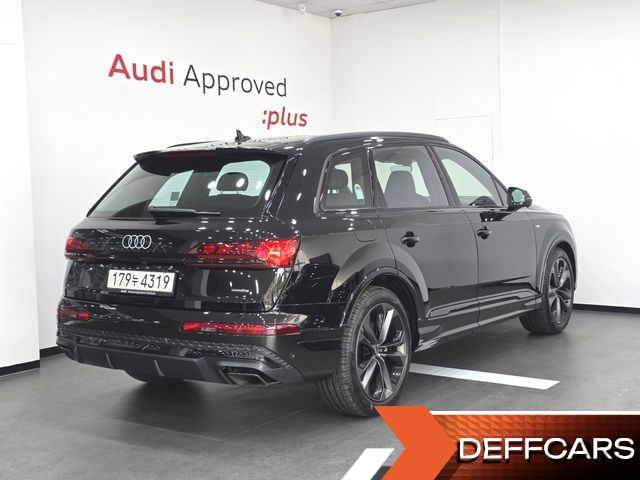 Audi Q7 55 TFSI Quattro Premium купить на сайте DeffCars