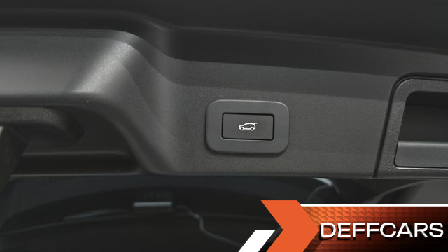 Land Rover RANGE ROVER EVOQUE P250 Dynamic SE купить на сайте DeffCars