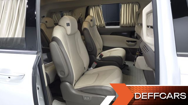 Kia CARNIVAL Gasoline 9-Seater Hi-Limousine Signature купить на сайте DeffCars