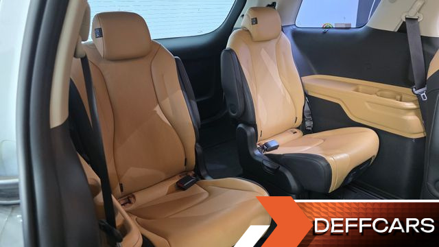 Kia CARNIVAL 9-Seater Noblesse купить на сайте DeffCars