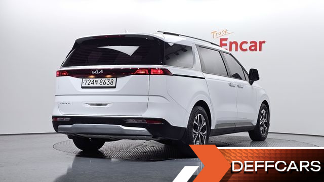 Kia CARNIVAL Gasoline 11-Seater Prestige купить на сайте DeffCars