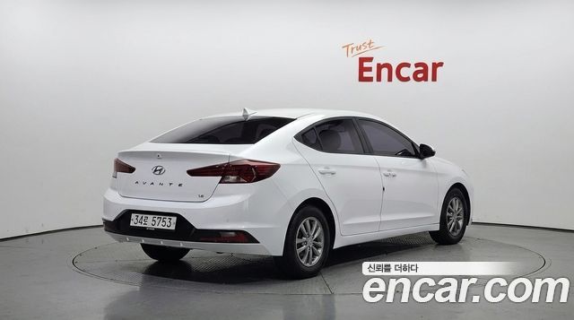 Hyundai AVANTE 1.6 Smart купить на сайте DeffCars