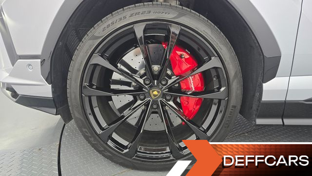 Lamborghini URUS 4.0 V8 S купить на сайте DeffCars