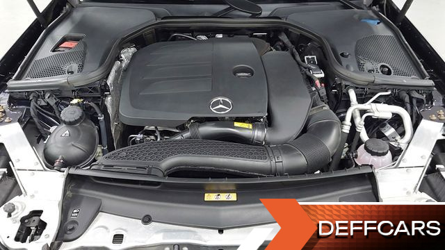 Mercedes E-CLASS E350 4MATIC Exclusive купить на сайте DeffCars