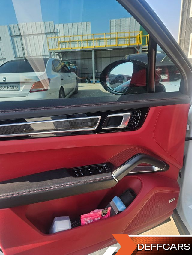 Porsche CAYENNE 4.0 Turbo купить на сайте DeffCars