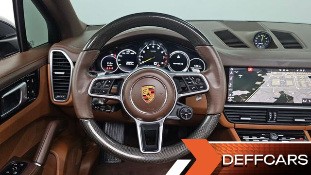 Porsche CAYENNE 3.0 E-Hybrid купить на сайте DeffCars