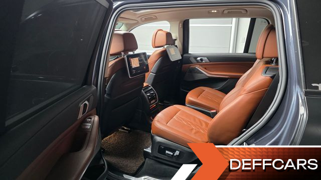 BMW X7 xDrive 30d Design Pure Excellent 6-Seater купить на сайте DeffCars