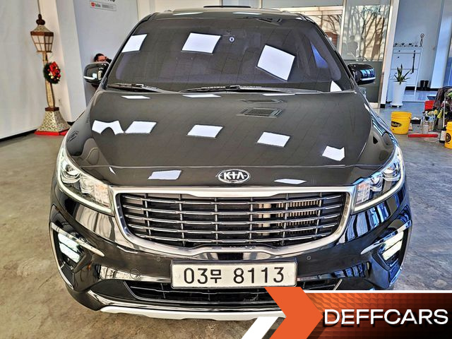 Kia CARNIVAL 9-Seater Noblesse купить на сайте DeffCars