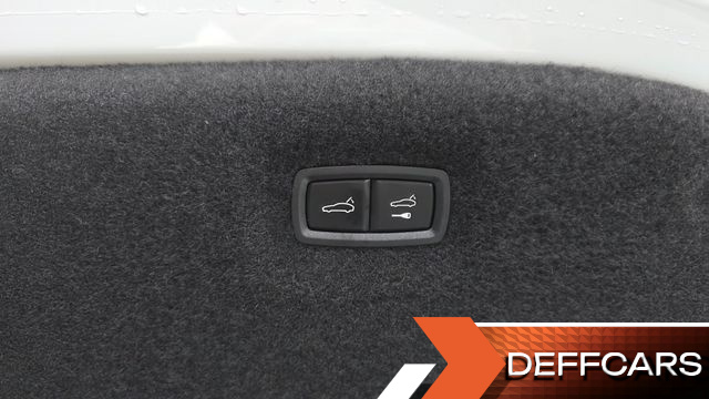 Porsche TAYCAN Base купить на сайте DeffCars