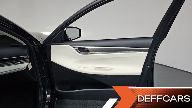 Hyundai GRANDEUR Le Blanc купить на сайте DeffCars