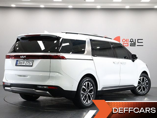 Kia CARNIVAL 9-Seater Noblesse купить на сайте DeffCars