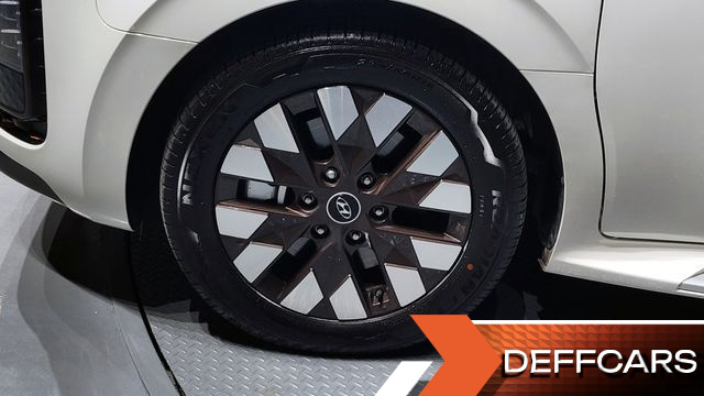 Hyundai STARIA 4WD Lounge 9-Seater Inspiration купить на сайте DeffCars