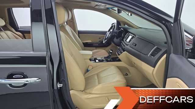 Kia CARNIVAL 9-Seater Noblesse Special купить на сайте DeffCars