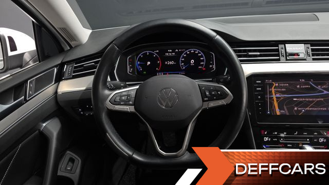 Volkswagen PASSAT 2.0 TDI Premium купить на сайте DeffCars