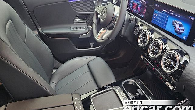Mercedes A-CLASS A220 Sedan купить на сайте DeffCars