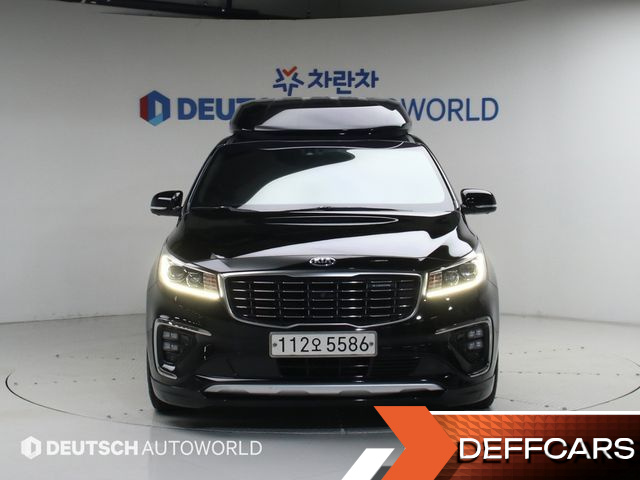 Kia CARNIVAL Gasoline 7-Seater Hi-Limousine President купить на сайте DeffCars