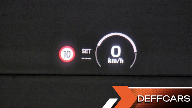 Porsche MACAN Turbo купить на сайте DeffCars