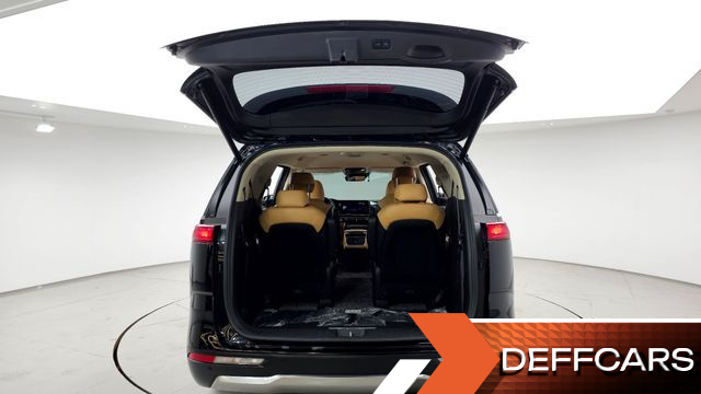 Kia CARNIVAL 9-Seater Noblesse купить на сайте DeffCars