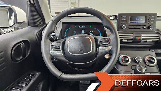 Hyundai CASPER Turbo The Essential Light купить на сайте DeffCars