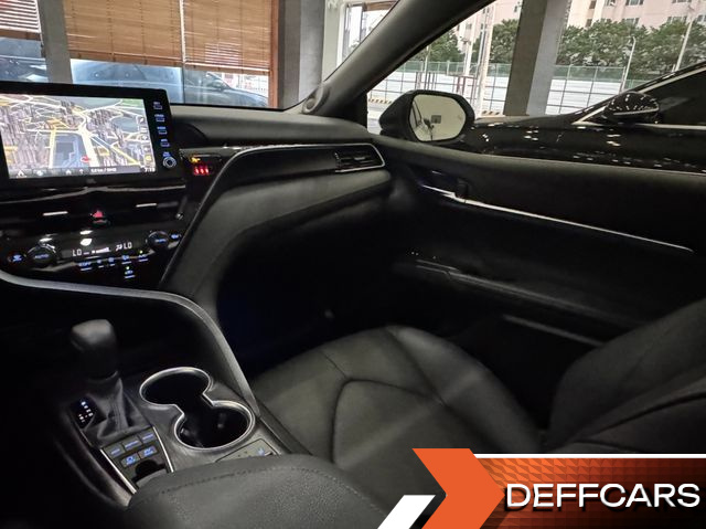 Toyota CAMRY 2.5 XLE Hybrid купить на сайте DeffCars