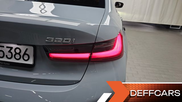 BMW 3-SERIES 320i M Sport купить на сайте DeffCars