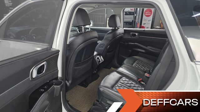 Kia SORENTO Diesel 2.2 4WD Signature купить на сайте DeffCars