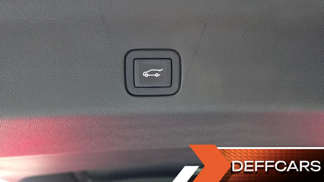 Cadillac ESCALADE 6.2 Sports Platinum купить на сайте DeffCars