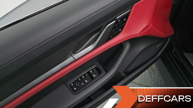 Porsche TAYCAN 4S купить на сайте DeffCars