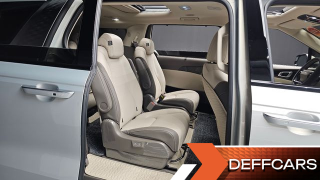 Kia CARNIVAL Gasoline 9-Seater Signature купить на сайте DeffCars