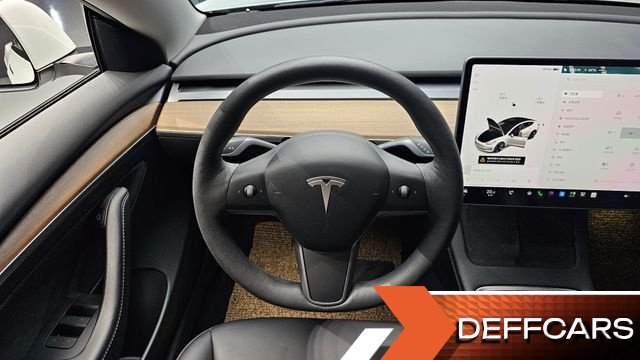 Tesla MODEL 3 Long Range AWD купить на сайте DeffCars