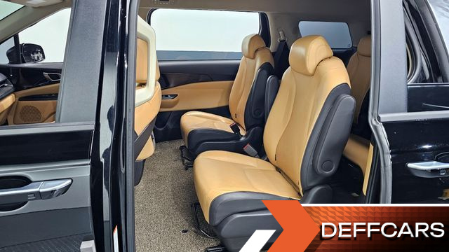Kia CARNIVAL 9-Seater Prestige купить на сайте DeffCars