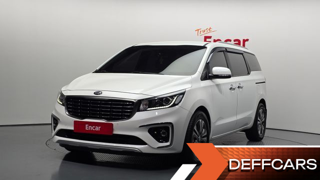 Kia CARNIVAL 9-Seater Luxury купить на сайте DeffCars