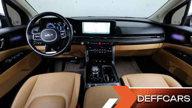 Kia CARNIVAL Gasoline 7-Seater Signature купить на сайте DeffCars