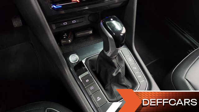 Volkswagen TIGUAN 2.0 TDI Premium купить на сайте DeffCars