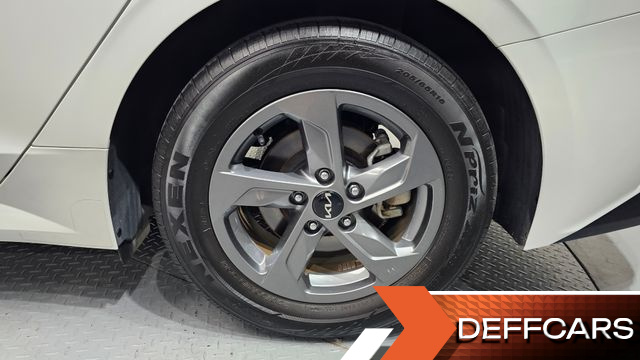 Kia K5 2.0 LPI(Renter car) Strandard купить на сайте DeffCars