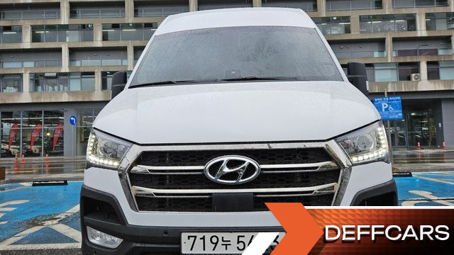 Hyundai SOLATI 15-seater Luxury купить на сайте DeffCars