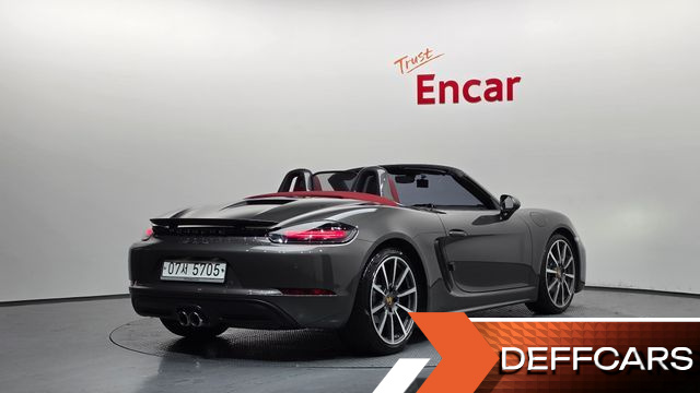 Porsche 718 2.0 купить на сайте DeffCars