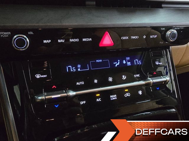 Kia CARNIVAL Gasoline 9-Seater Noblesse купить на сайте DeffCars