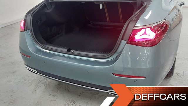 Mercedes E-CLASS E200 Avantgarde купить на сайте DeffCars