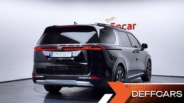 Kia CARNIVAL 9-Seater Noblesse купить на сайте DeffCars