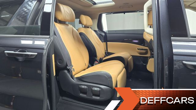 Kia CARNIVAL 7-Seater Signature купить на сайте DeffCars