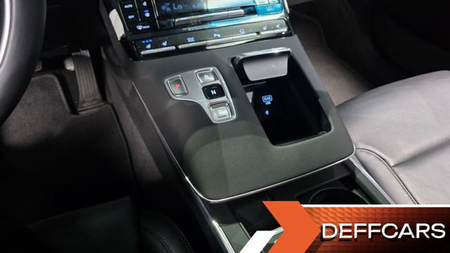 Hyundai GRANDEUR 2.5 Premium купить на сайте DeffCars