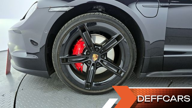 Porsche TAYCAN 4S купить на сайте DeffCars