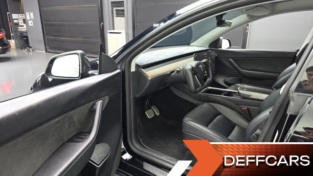 Tesla MODEL Y Long Range AWD купить на сайте DeffCars