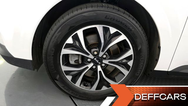 Kia CARNIVAL 9-Seater Prestige купить на сайте DeffCars