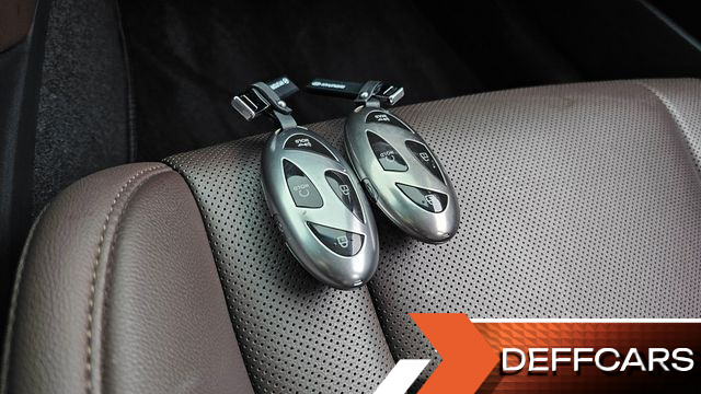 Hyundai GRANDEUR 2,5 Gasoline 2WD Premium купить на сайте DeffCars