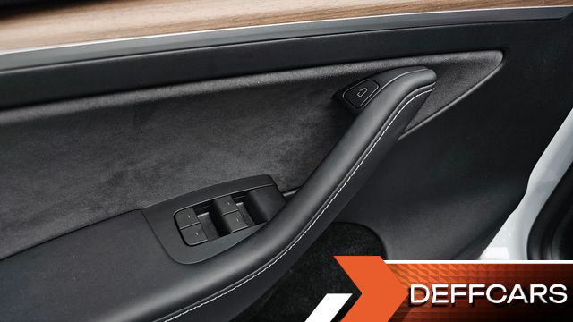 Tesla MODEL Y RWD купить на сайте DeffCars