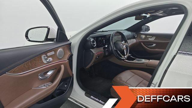Mercedes E-CLASS E250 Exclusive купить на сайте DeffCars