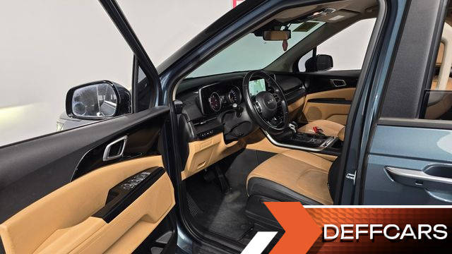 Kia CARNIVAL 9-Seater Prestige купить на сайте DeffCars