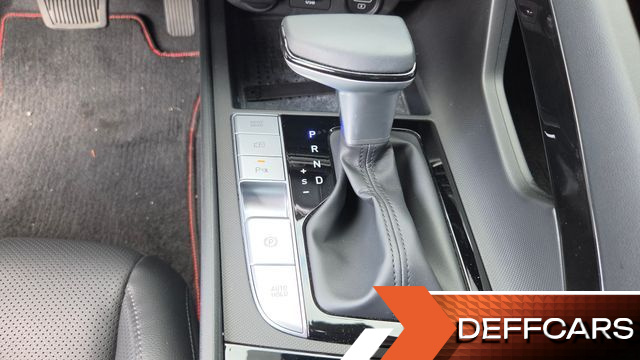 Hyundai AVANTE 1.6 Inspiration купить на сайте DeffCars